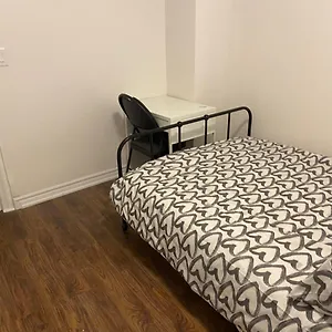 Budget Quad With En Bathroom 36b Guest house
