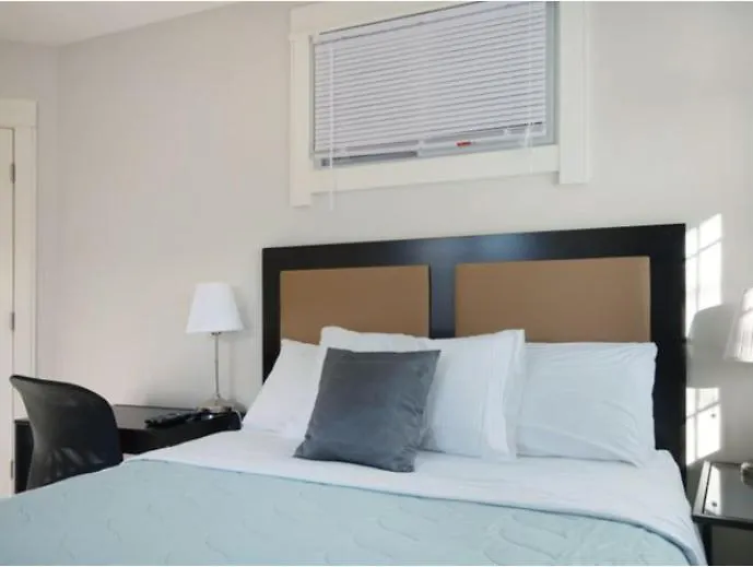 The Parkway Garden Guesthouse Toronto Canada