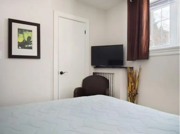 The Parkway Garden Guesthouse Toronto Guest house