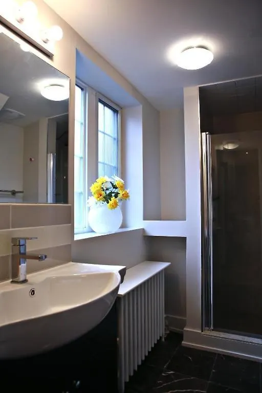The Parkway Garden Guesthouse Toronto